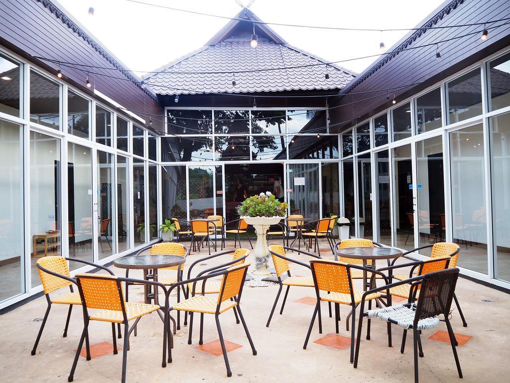 Mercy Hostel Chiang Rai Exteriör bild