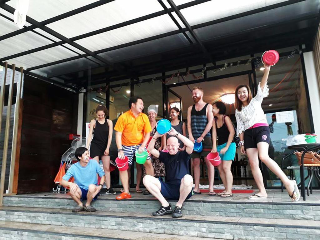 Mercy Hostel Chiang Rai Exteriör bild